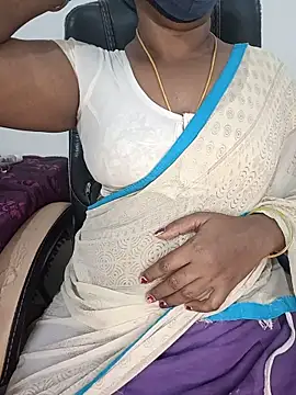 Snapshot of Tamil-hotwife chatting on June 3, 2026, 12:00 am Tamil-hotwife online show from June 3, 2026, 12:00 am