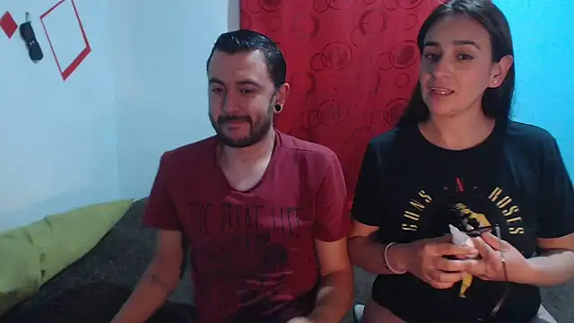 Snapshot of party2col chatting on December 21, 2024, 2:41 am party2col online show from December 21, 2024, 2:41 am