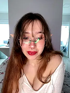 Snapshot of tsuki_chan_on chatting on October 20, 2025, 1:22 pm tsuki chan on online show from October 20, 2025, 1:22 pm