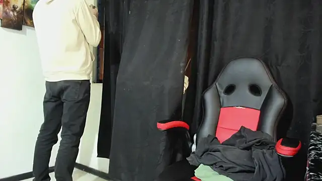 Jeff Waltonxh online show from March 11, 2026, 3:33 am