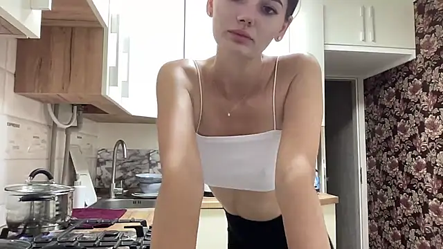 Snapshot of Miracle_angel_ chatting on September 20, 2025, 8:25 pm Miracle angel online show from September 20, 2025, 8:25 pm