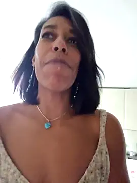 Snapshot of Goldenlace chatting on March 5, 2025, 2:12 pm Goldenlace online show from March 5, 2025, 2:12 pm