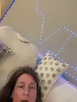 Snapshot of Vivian_MayXxX chatting on February 20, 2026, 9:39 pm Vivian MayXxX online show from February 20, 2026, 9:39 pm