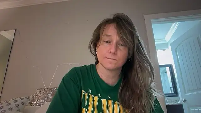 Snapshot of Vivian_MayXxX chatting on February 17, 2026, 12:30 am Vivian MayXxX online show from February 17, 2026, 12:30 am