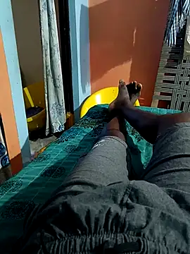 Snapshot of kummuduabbai chatting on February 26, 2026, 7:19 am kummuduabbai online show from February 26, 2026, 7:19 am