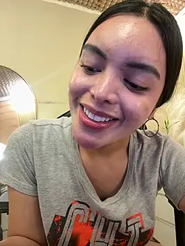 Snapshot of HotstuffCherrySummer chatting on July 8, 2026, 2:18 pm HotstuffCherrySummer online show from July 8, 2026, 2:18 pm