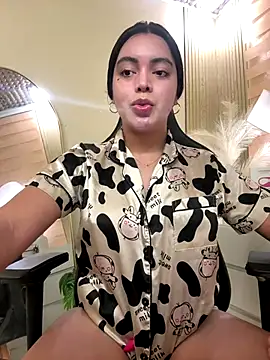 Snapshot of HotstuffCherrySummer chatting on October 8, 2025, 7:54 am HotstuffCherrySummer online show from October 8, 2025, 7:54 am