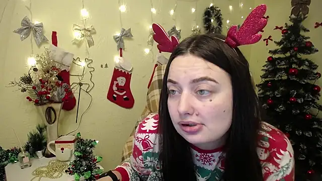 MilanaPrice online show from December 13, 2025, 8:04 pm