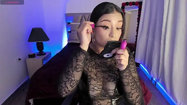 Snapshot of cristie_ortiz chatting on November 18, 2025, 11:37 pm cristie ortiz online show from November 18, 2025, 11:37 pm