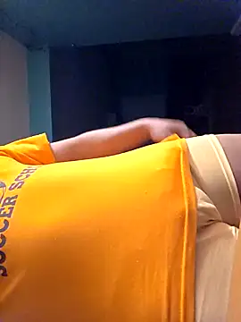 InherentWaffle online show from December 3, 2025, 4:02 am