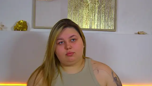 LillianKim online show from March 3, 2026, 6:37 pm