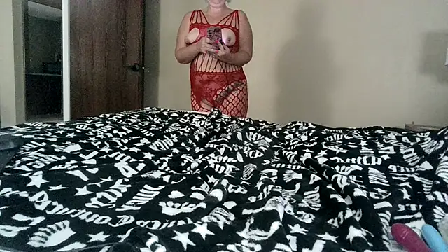 Snapshot of Karmuh187 chatting on November 26, 2025, 12:16 pm Karmuh187 online show from November 26, 2025, 12:16 pm