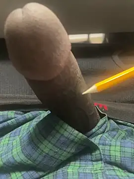 Snapshot of little0245 chatting on December 6, 2024, 11:52 pm little0245 online show from December 6, 2024, 11:52 pm