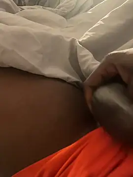 Snapshot of little0245 chatting on December 26, 2024, 6:12 pm little0245 online show from December 26, 2024, 6:12 pm