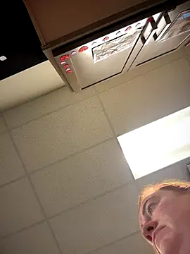 Snapshot of cinnatitties chatting on September 15, 2025, 8:53 pm cinnatitties online show from September 15, 2025, 8:53 pm