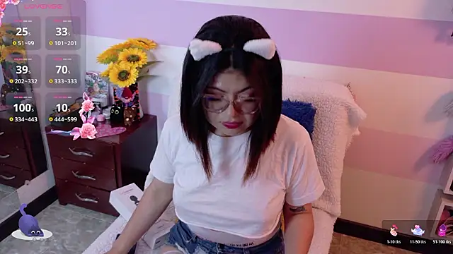 Catwhite  online show from March 14, 2026, 2:45 pm