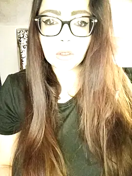 Snapshot of AriaRussell chatting on March 2, 2026, 3:18 am AriaRussell online show from March 2, 2026, 3:18 am