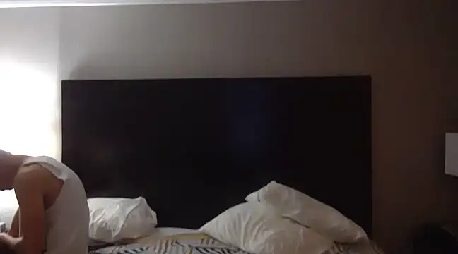 Snapshot of LumberJockMan chatting on December 4, 2024, 5:10 am LumberJockMan online show from December 4, 2024, 5:10 am