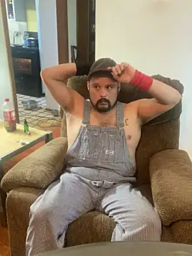 Snapshot of LumberJockMan chatting on March 20, 2025, 3:14 pm LumberJockMan online show from March 20, 2025, 3:14 pm