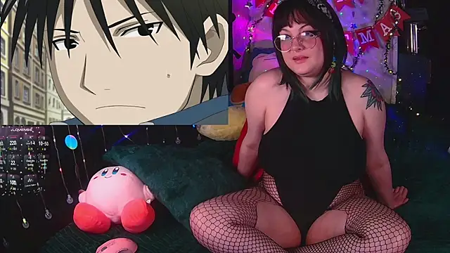 Snapshot of evamila chatting on November 18, 2025, 12:30 pm evamila online show from November 18, 2025, 12:30 pm