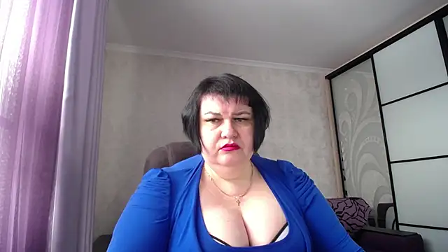 JuicyLady Di online show from March 6, 2026, 5:57 am