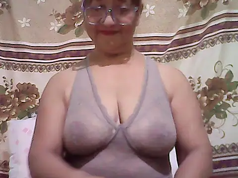 Snapshot of ScorpionLove12 chatting on November 6, 2025, 4:11 pm ScorpionLove12 online show from November 6, 2025, 4:11 pm