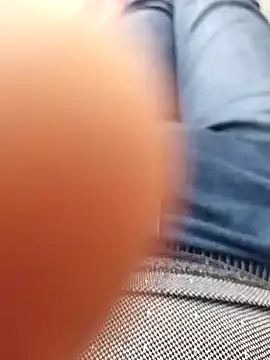 Snapshot of K-27 chatting on October 27, 2025, 1:34 pm K-27 online show from October 27, 2025, 1:34 pm