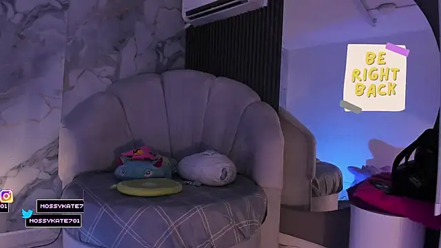 Katemoss70 online show from April 8, 2026, 12:28 pm