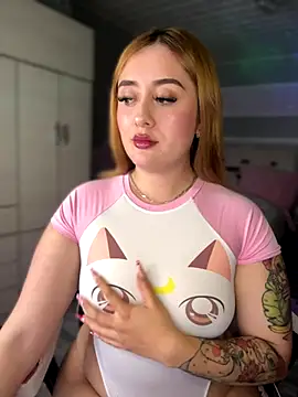 Snapshot of Sam_Thompsoon_ chatting on October 15, 2025, 2:10 am Sam Thompsoon online show from October 15, 2025, 2:10 am