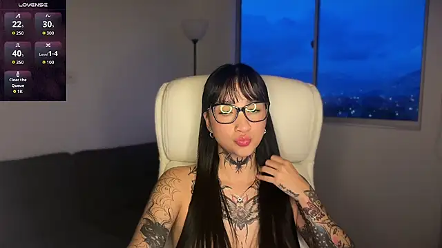 Snapshot of xisisxx chatting on November 8, 2025, 10:57 pm xisisxx online show from November 8, 2025, 10:57 pm