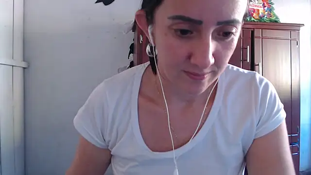 Snapshot of DeepAnal07 chatting on October 24, 2025, 9:25 pm DeepAnal07 online show from October 24, 2025, 9:25 pm