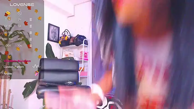 Hotgiirl 1 online show from February 5, 2026, 9:43 pm