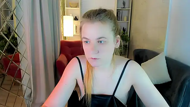 JadeSoft online show from December 5, 2025, 9:12 pm