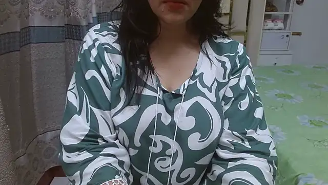 Snapshot of Lovelywife786 chatting on September 12, 2025, 5:02 pm Lovelywife786 online show from September 12, 2025, 5:02 pm