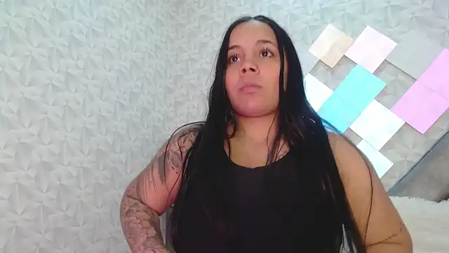 EmilyQueen3x online show from September 23, 2025, 2:13 pm