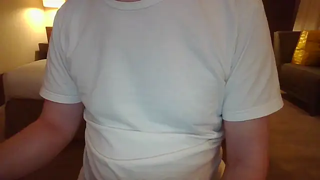 alessexxx24 online show from February 5, 2025, 9:18 pm