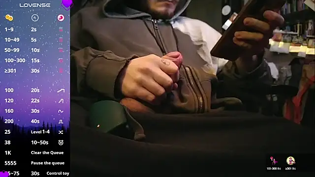 Snapshot of Purple_Flamingo chatting on February 5, 2025, 5:53 pm Purple Flamingo online show from February 5, 2025, 5:53 pm