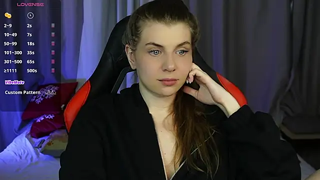 Snapshot of Just_alice chatting on March 20, 2025, 3:25 pm Just alice online show from March 20, 2025, 3:25 pm