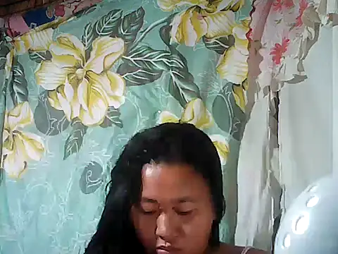 Snapshot of Sexyhorney4u chatting on November 17, 2025, 8:13 pm Sexyhorney4u online show from November 17, 2025, 8:13 pm