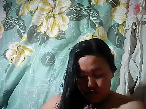 Snapshot of Sexyhorney4u chatting on October 17, 2025, 2:26 am Sexyhorney4u online show from October 17, 2025, 2:26 am