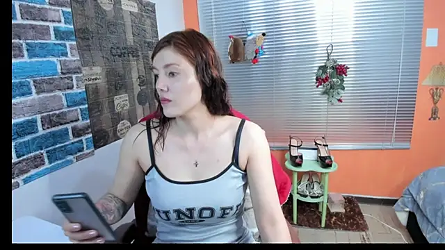 Snapshot of jrcamila chatting on December 17, 2025, 3:06 pm jrcamila online show from December 17, 2025, 3:06 pm