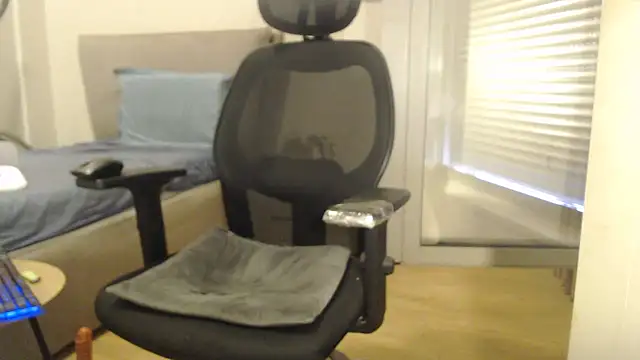 damarossa87 online show from April 4, 2026, 2:01 pm