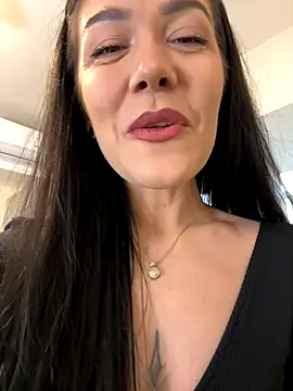 Snapshot of denise_k chatting on November 5, 2025, 12:41 pm denise k online show from November 5, 2025, 12:41 pm