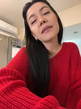 Snapshot of denise_k chatting on October 18, 2025, 11:45 am denise k online show from October 18, 2025, 11:45 am