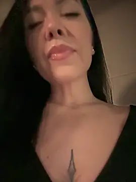 Snapshot of denise_k chatting on January 31, 2025, 12:29 pm denise k online show from January 31, 2025, 12:29 pm