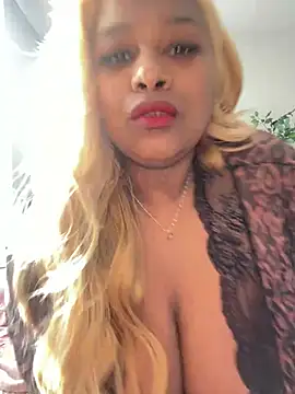 BigFineSelena online show from January 15, 2025, 4:00 pm