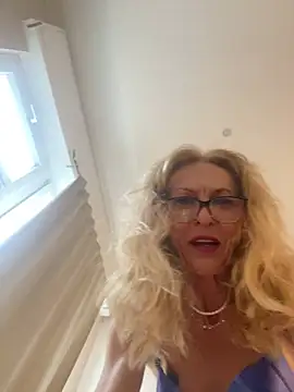 adella13 online show from January 9, 2025, 10:20 am