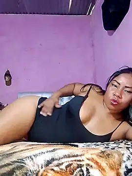 rosmery-navarro online show from February 9, 2025, 7:30 pm