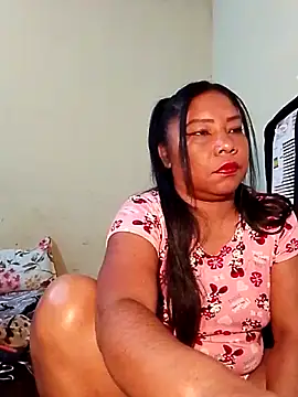 Snapshot of rosmery-navarro chatting on February 15, 2026, 7:42 am rosmery-navarro online show from February 15, 2026, 7:42 am