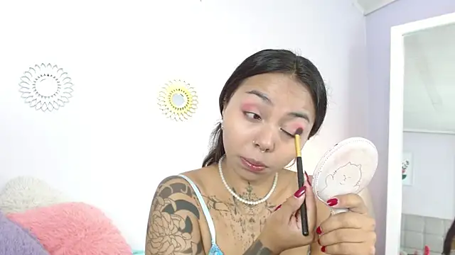 Snapshot of miss_soffi_ chatting on December 18, 2025, 12:31 pm miss soffi online show from December 18, 2025, 12:31 pm